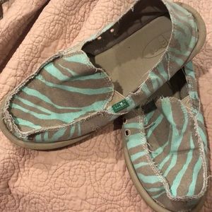 Ladies Sanuk slip on
